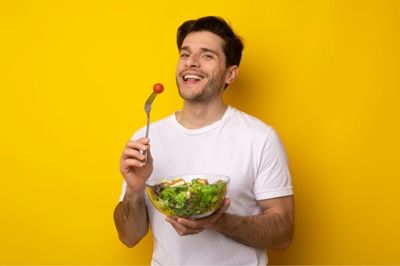 eating veggies may help you get rid of man boobs