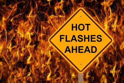 alcohol consumption may cause hot flashes